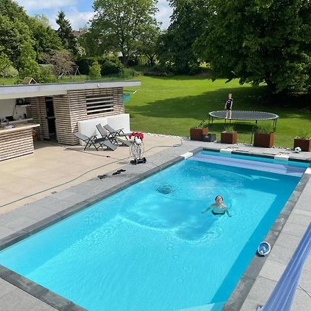 Appartement 5 Personnes Avec Acces Piscine Et Jacuzzi Villers-la-Ville Exterior foto
